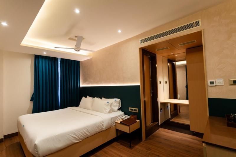 Hotel Ocean Blue Visákhapatnam Kültér fotó