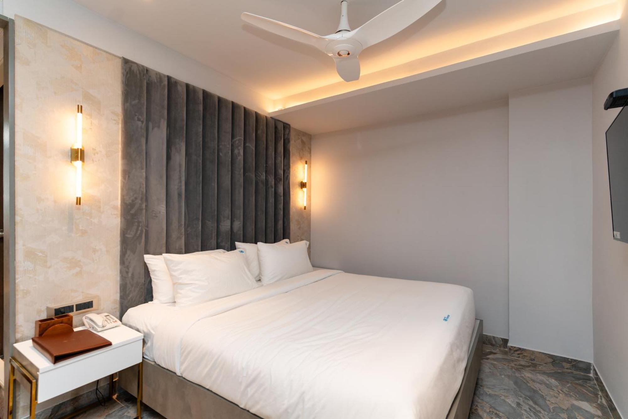 Hotel Ocean Blue Visákhapatnam Kültér fotó